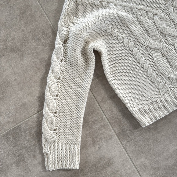 Gently Worn Cara Santana Apt. 9 White Ivory Super Soft Cable Knit Sweater - M - Picture 7 of 11